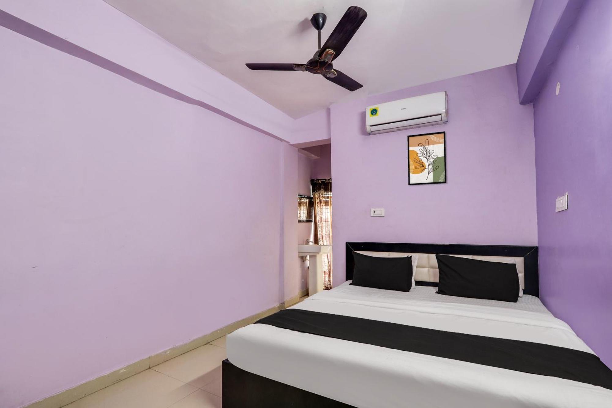 Hotel O Grand Hotel And Lodge Sangareddy Buitenkant foto