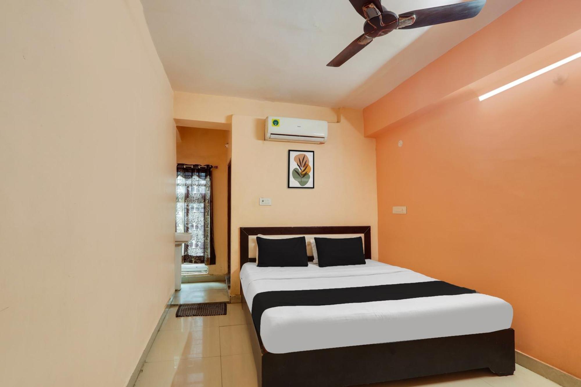 Hotel O Grand Hotel And Lodge Sangareddy Buitenkant foto
