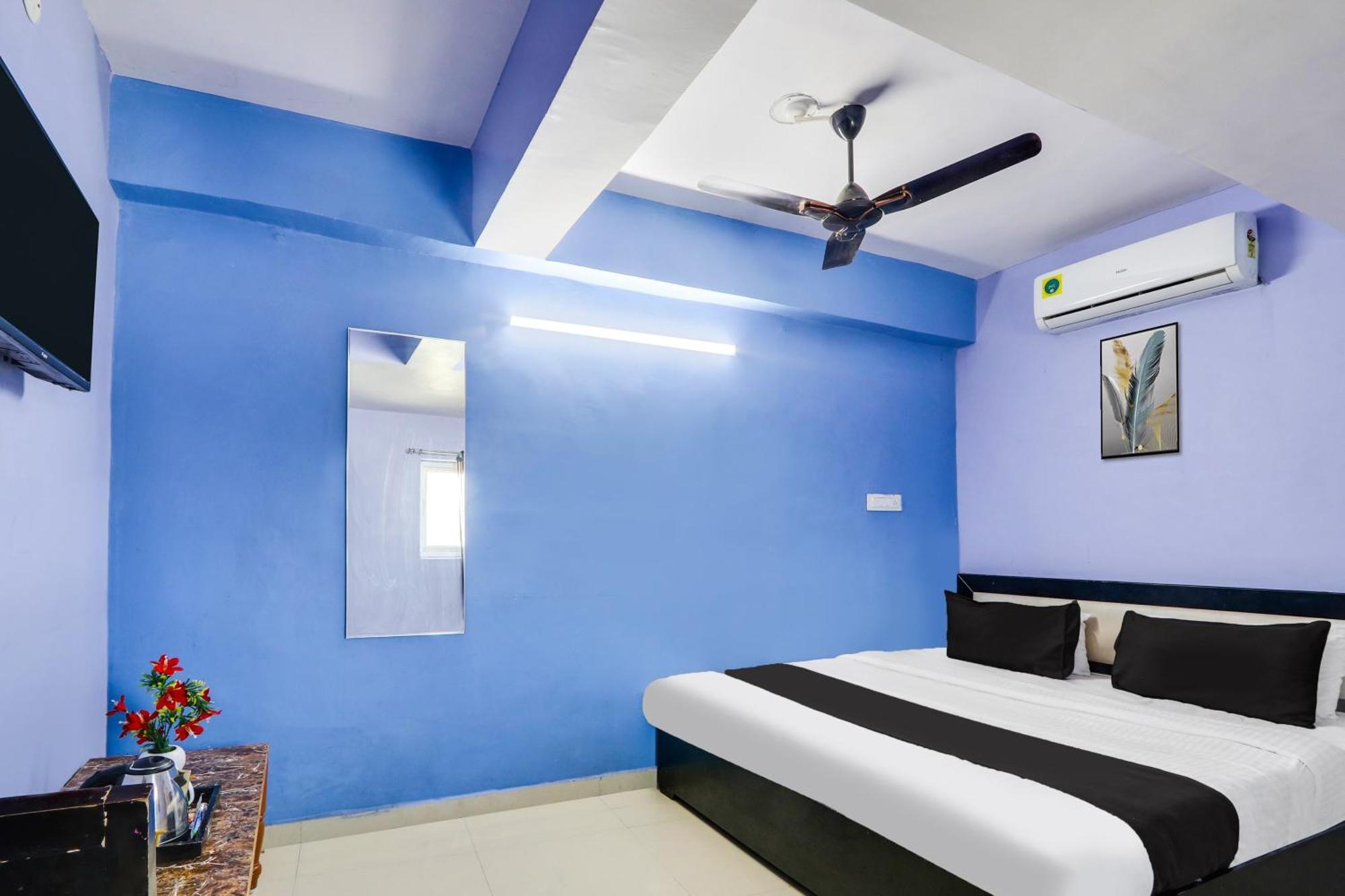 Hotel O Grand Hotel And Lodge Sangareddy Buitenkant foto