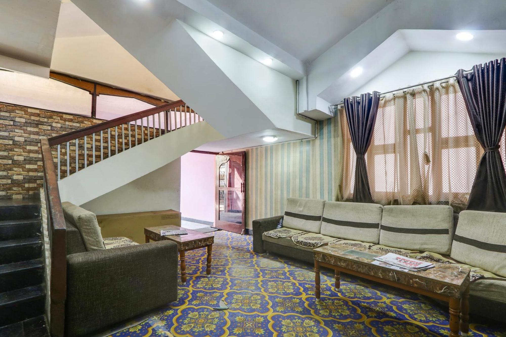 Hotel O Grand Hotel And Lodge Sangareddy Buitenkant foto
